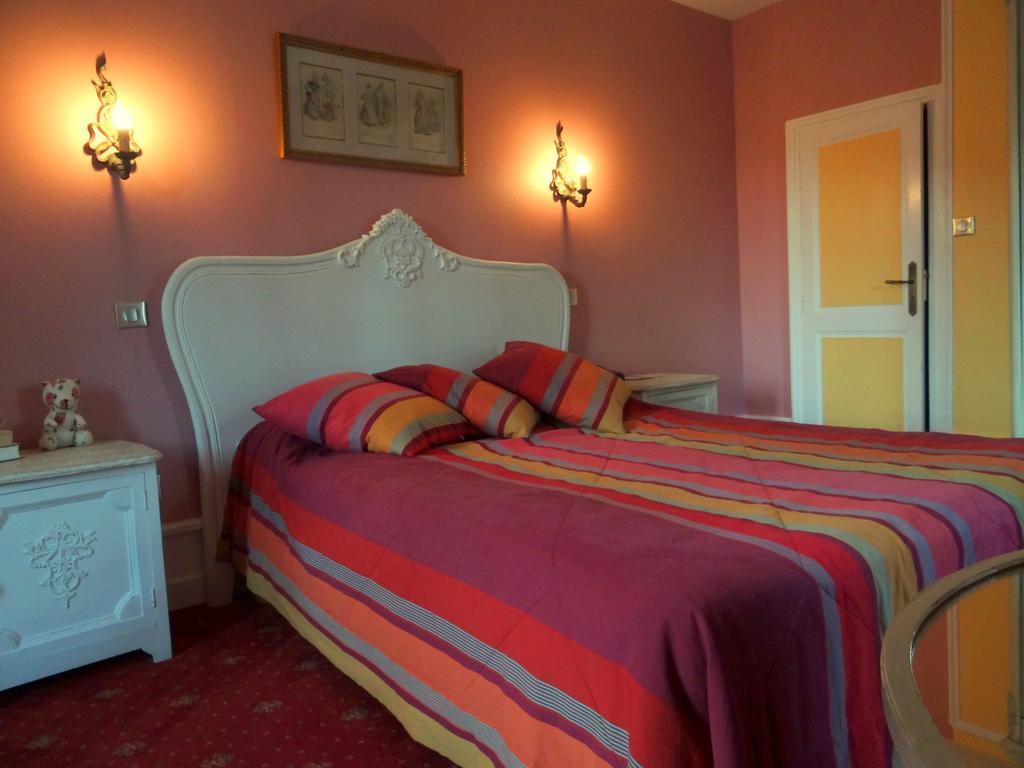 La Roseraie Hotel Restaurant Montignac-Lascaux Eksteriør bilde