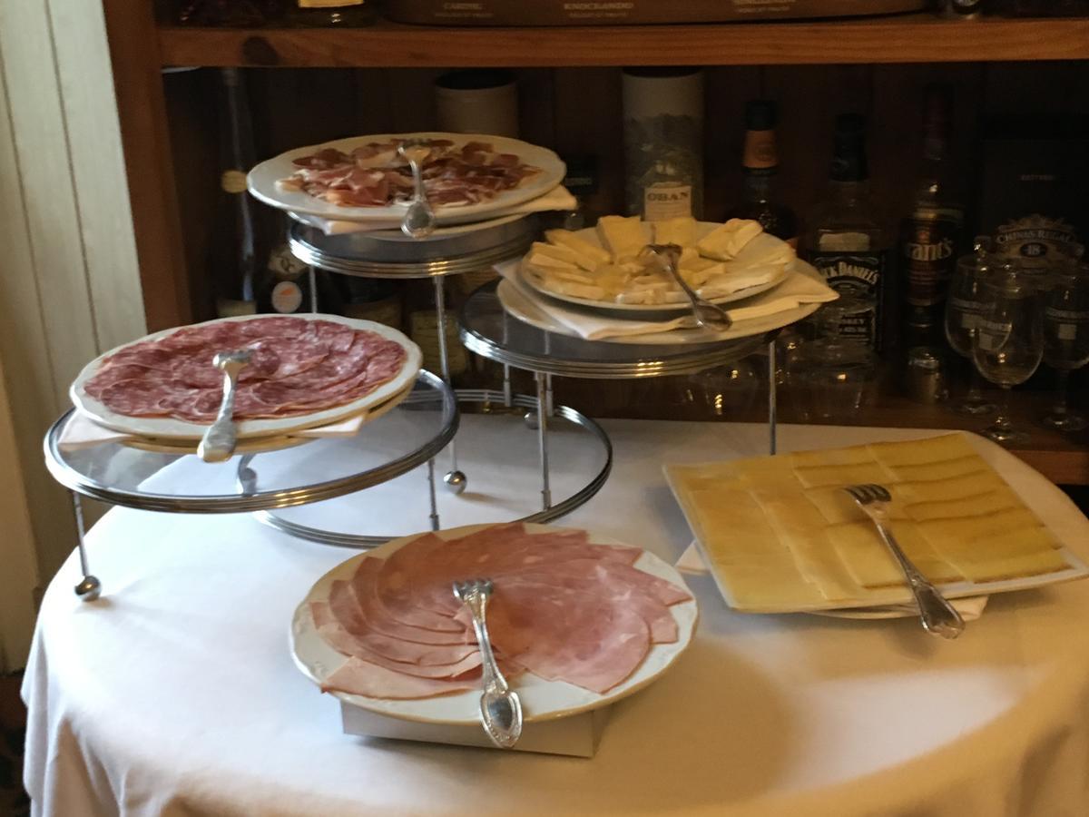 La Roseraie Hotel Restaurant Montignac-Lascaux Eksteriør bilde